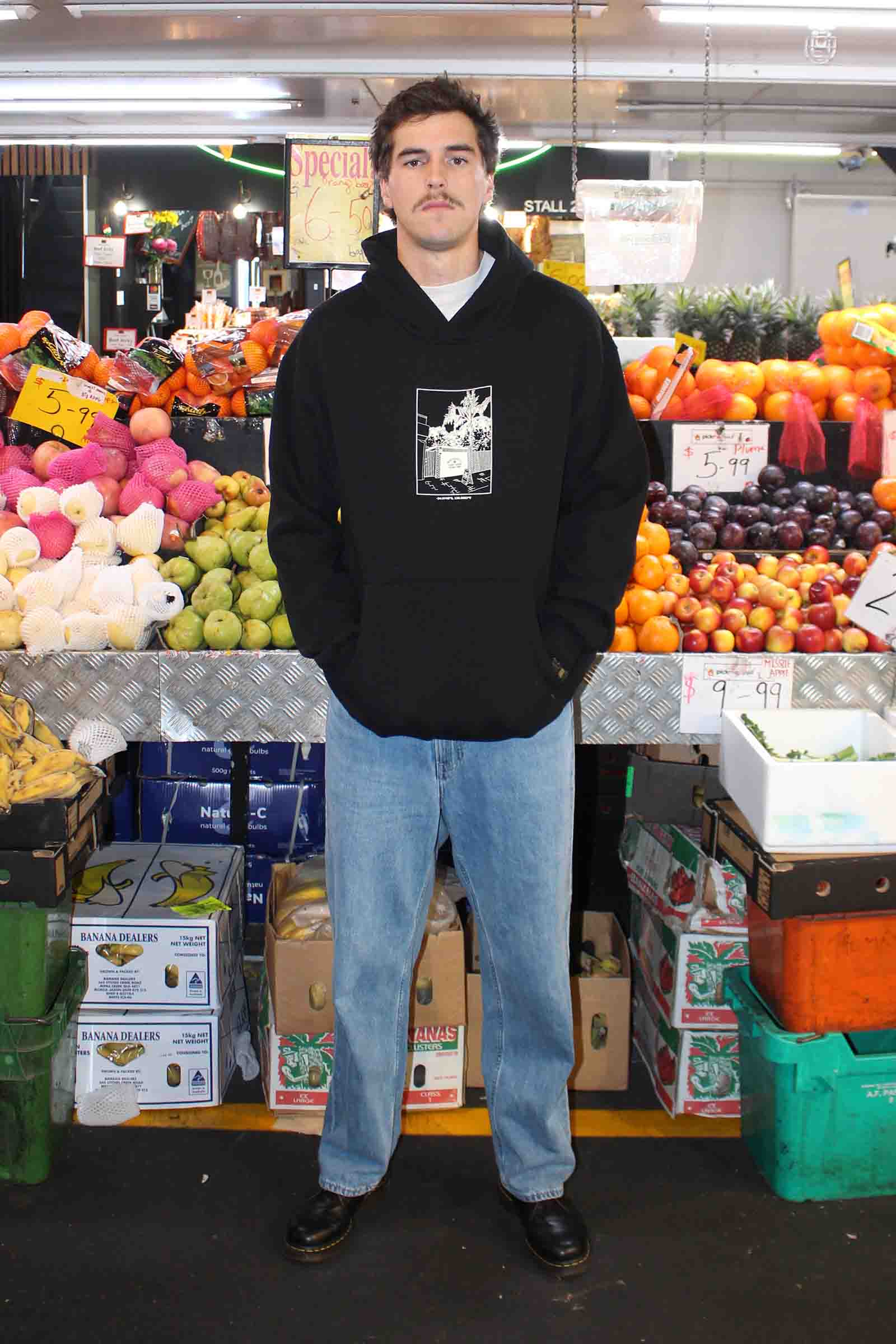 Garage Shop Box Fit Hoodie Black