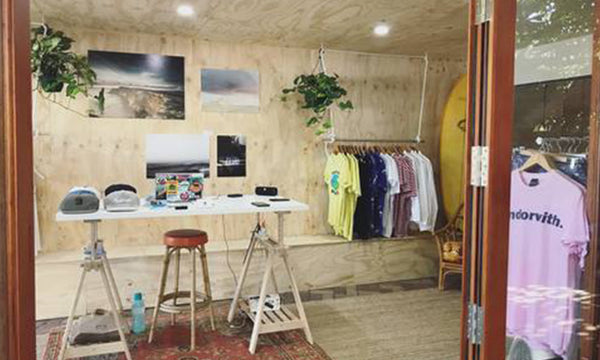 new-surf-store-adelaide-andorwith-surfing-clothes-2018.jpg