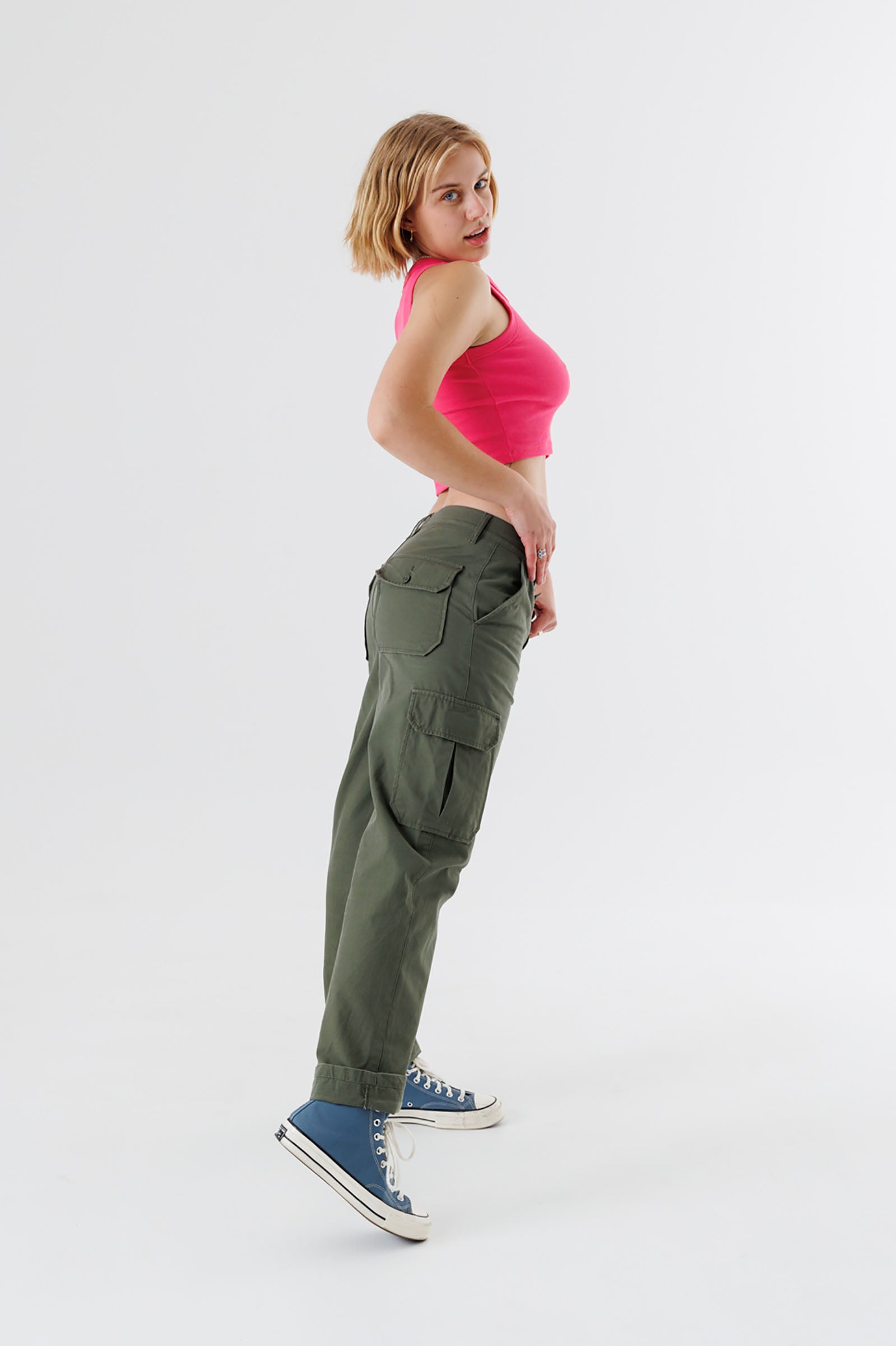 unisex-cotton-cargo-pants-army-green-andorwith-surf-skate-wear