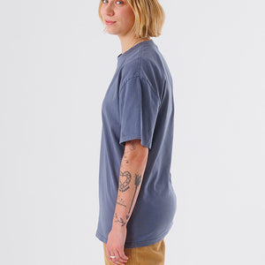 unisex-box-fit-tshirt-andorwith-surf-skate-wear