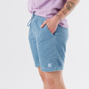 Corduroy-blue-shorts-andorwith-surf-skate-wear