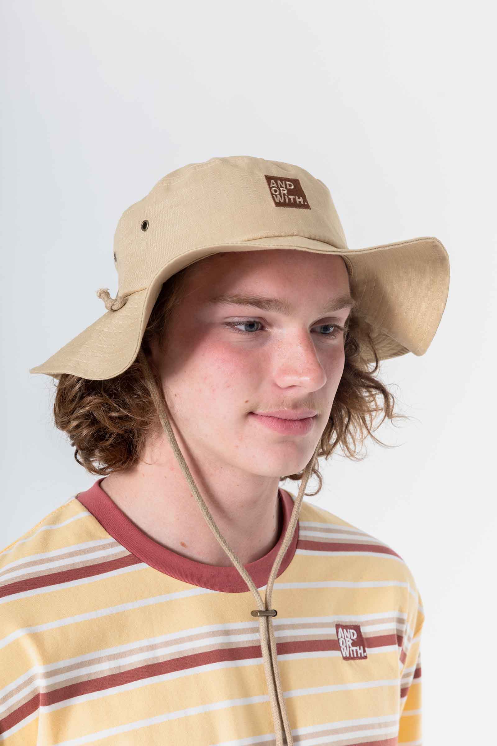 Logo Hemp Bucket Hat Tan