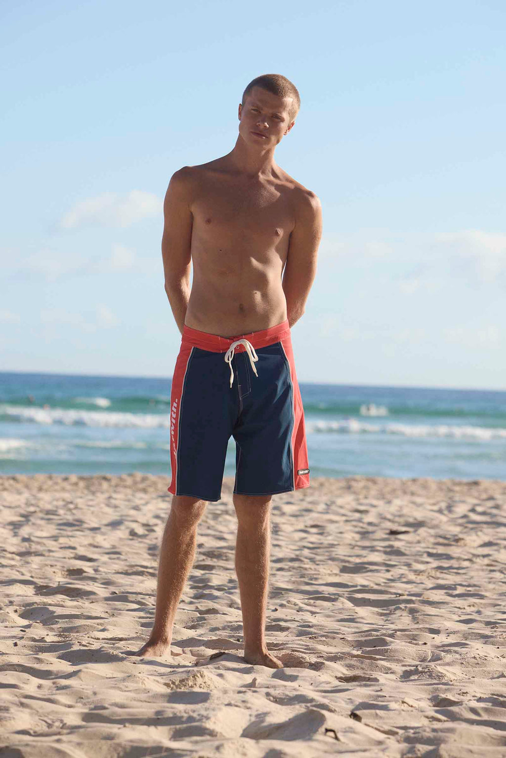 Statement Surf 20" Boardshort Navy/Red