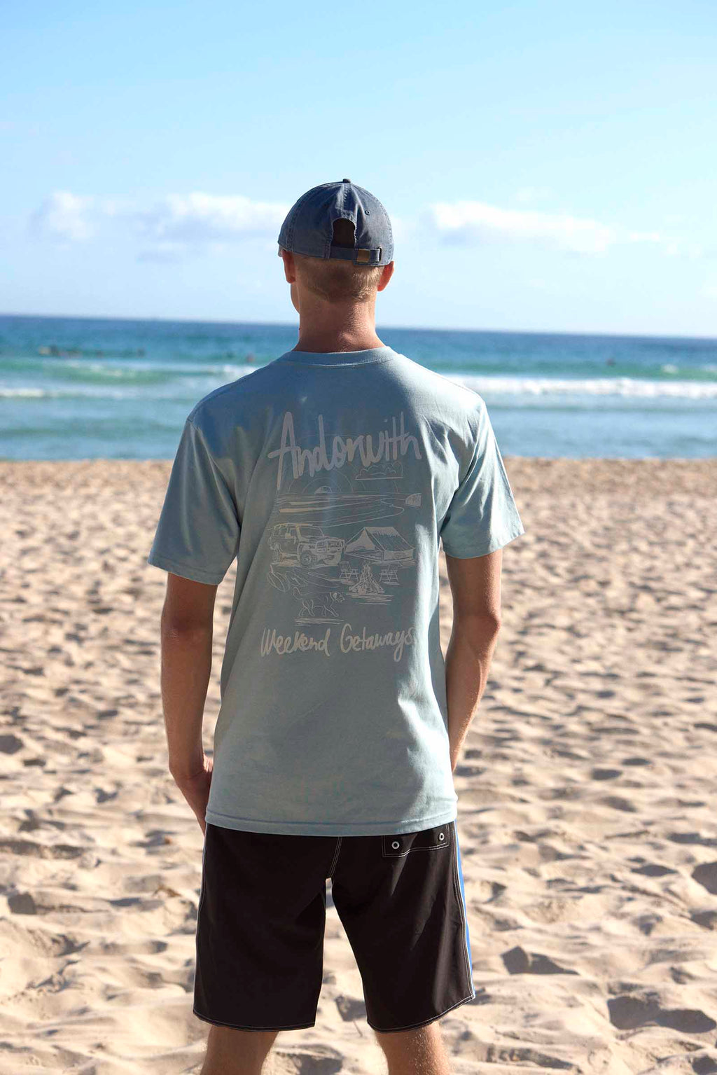 Weekend Getaways Tee Pale Blue