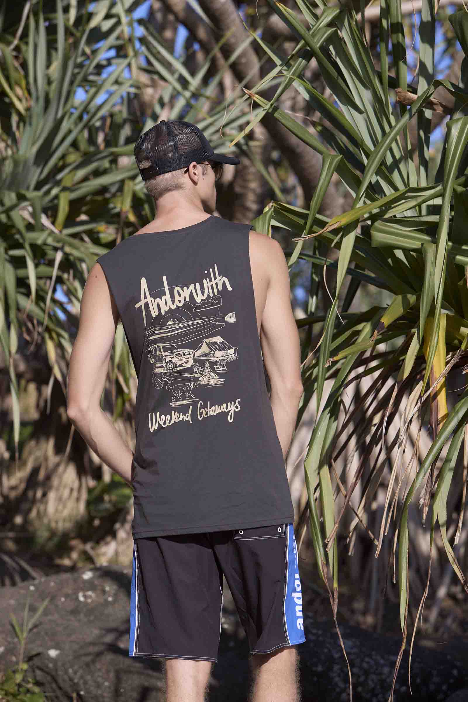 Weekend Getaways Tank Coal