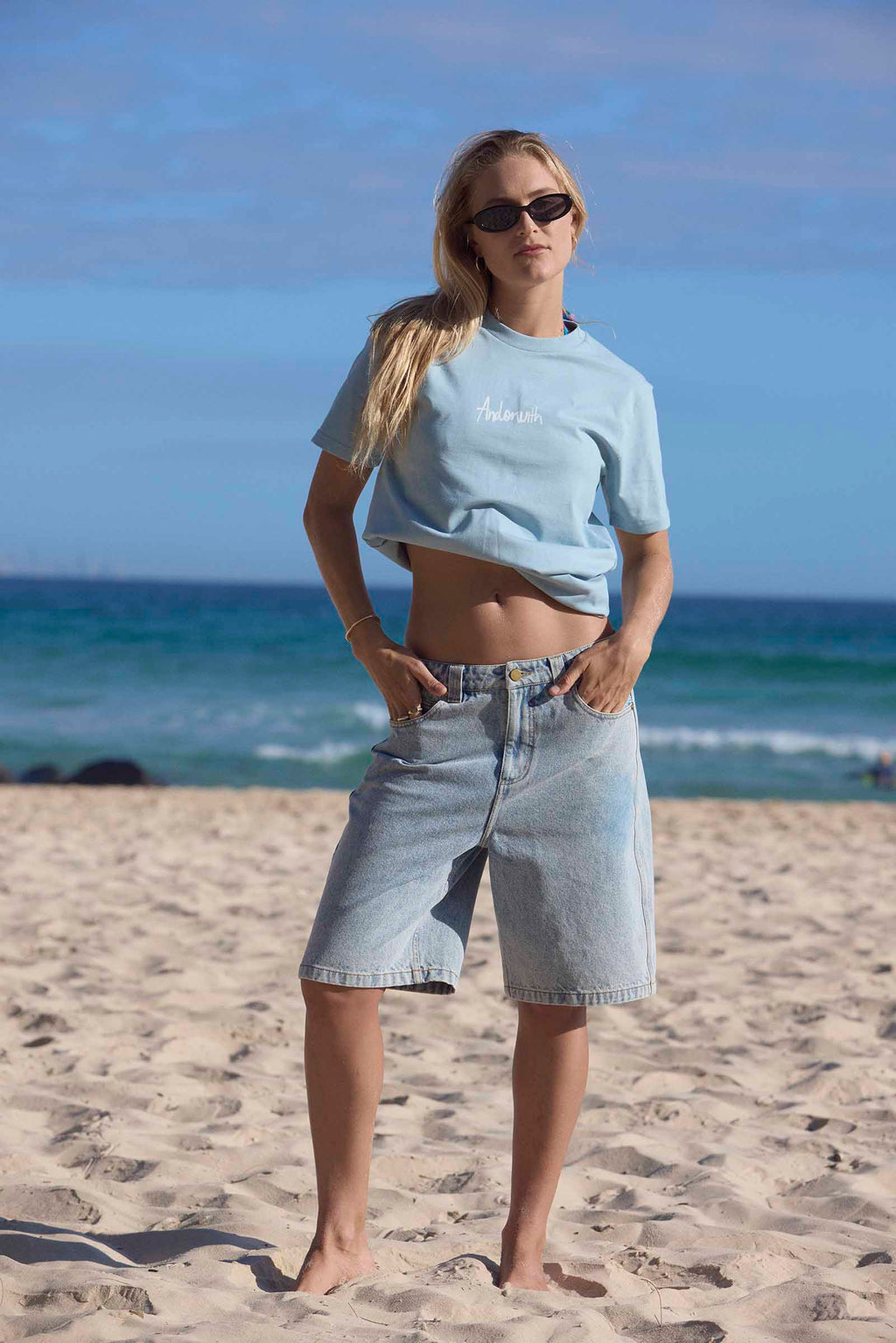 Weekend Getaways Tee Pale Blue