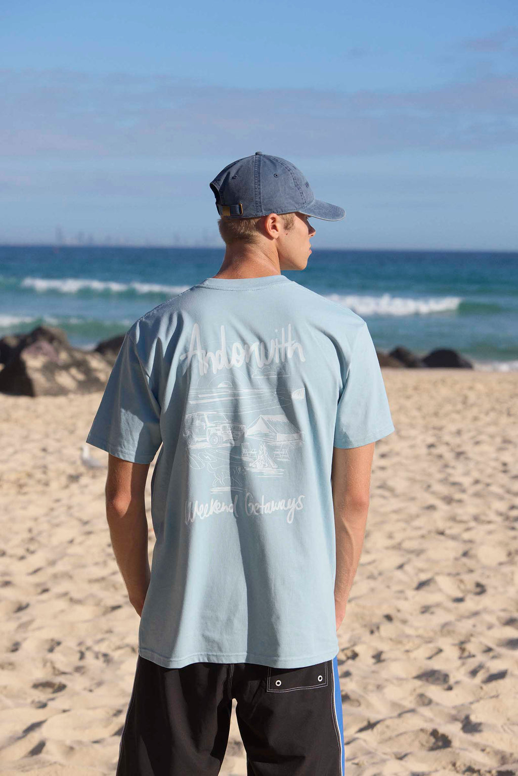 Weekend Getaways Tee Pale Blue