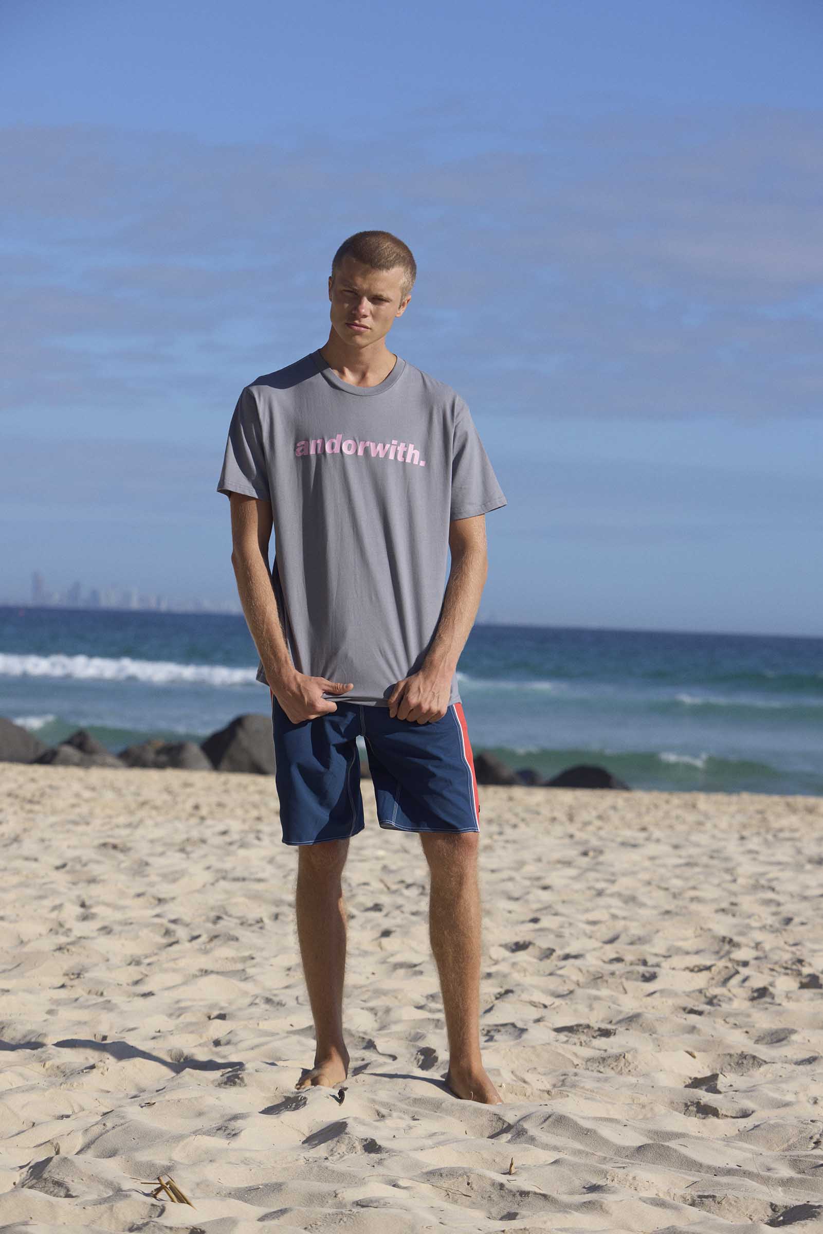 Statement Tee Gravel