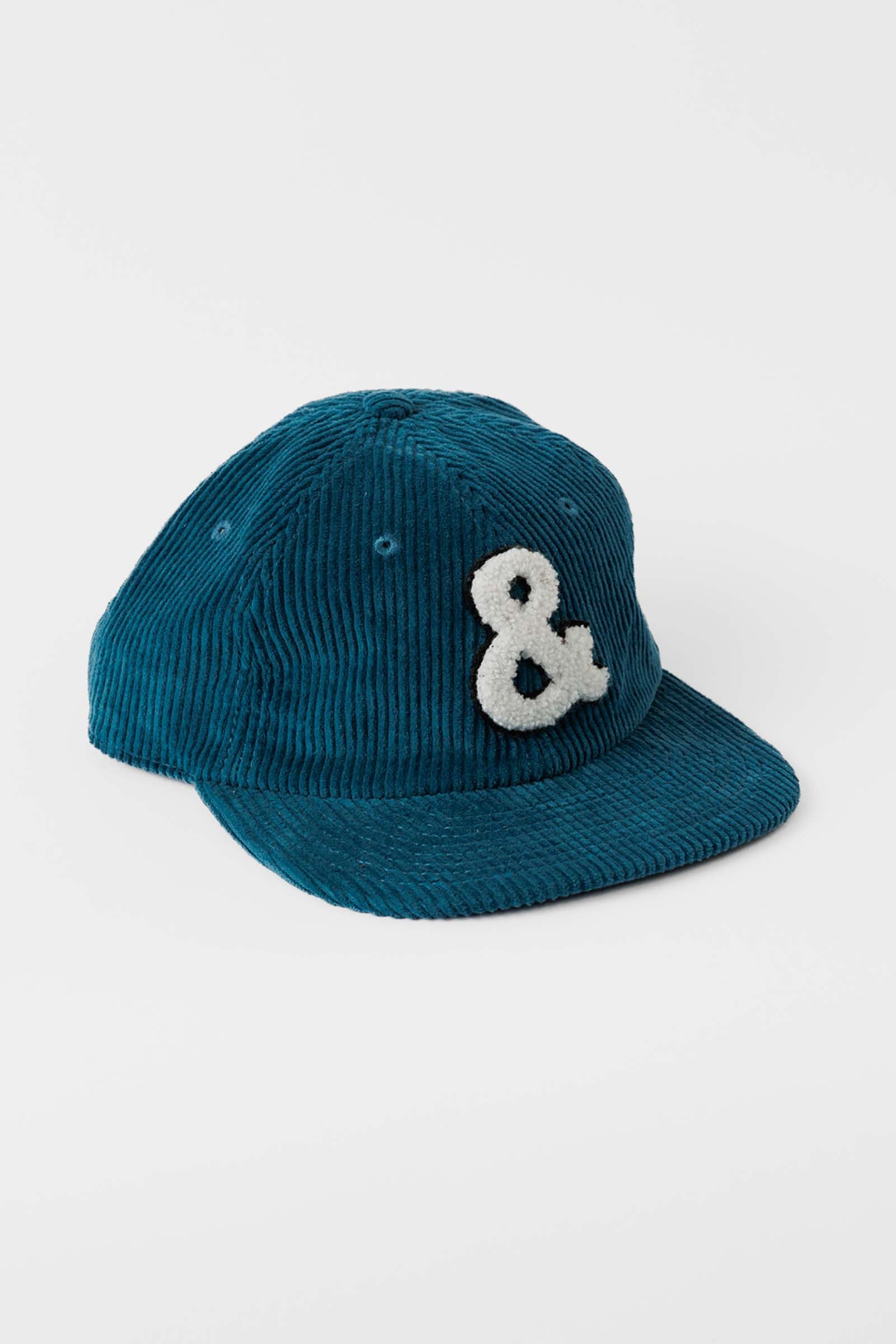 corduroy-cap-aqua-andorwith-surf-skate-wear