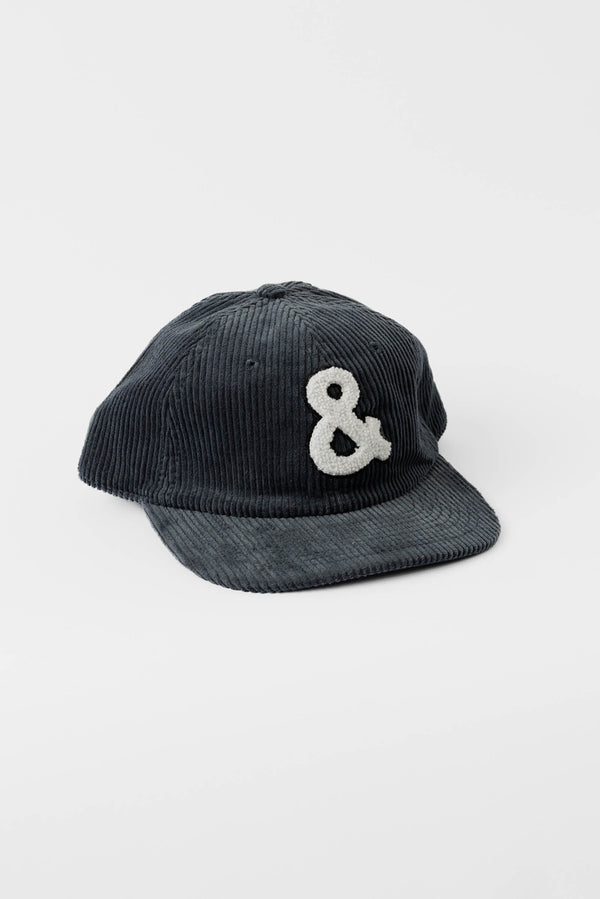 corduroy-navy-hat-andorwith-surf-skate-wear