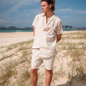 cream-linen-shorts-andorwith-Australia