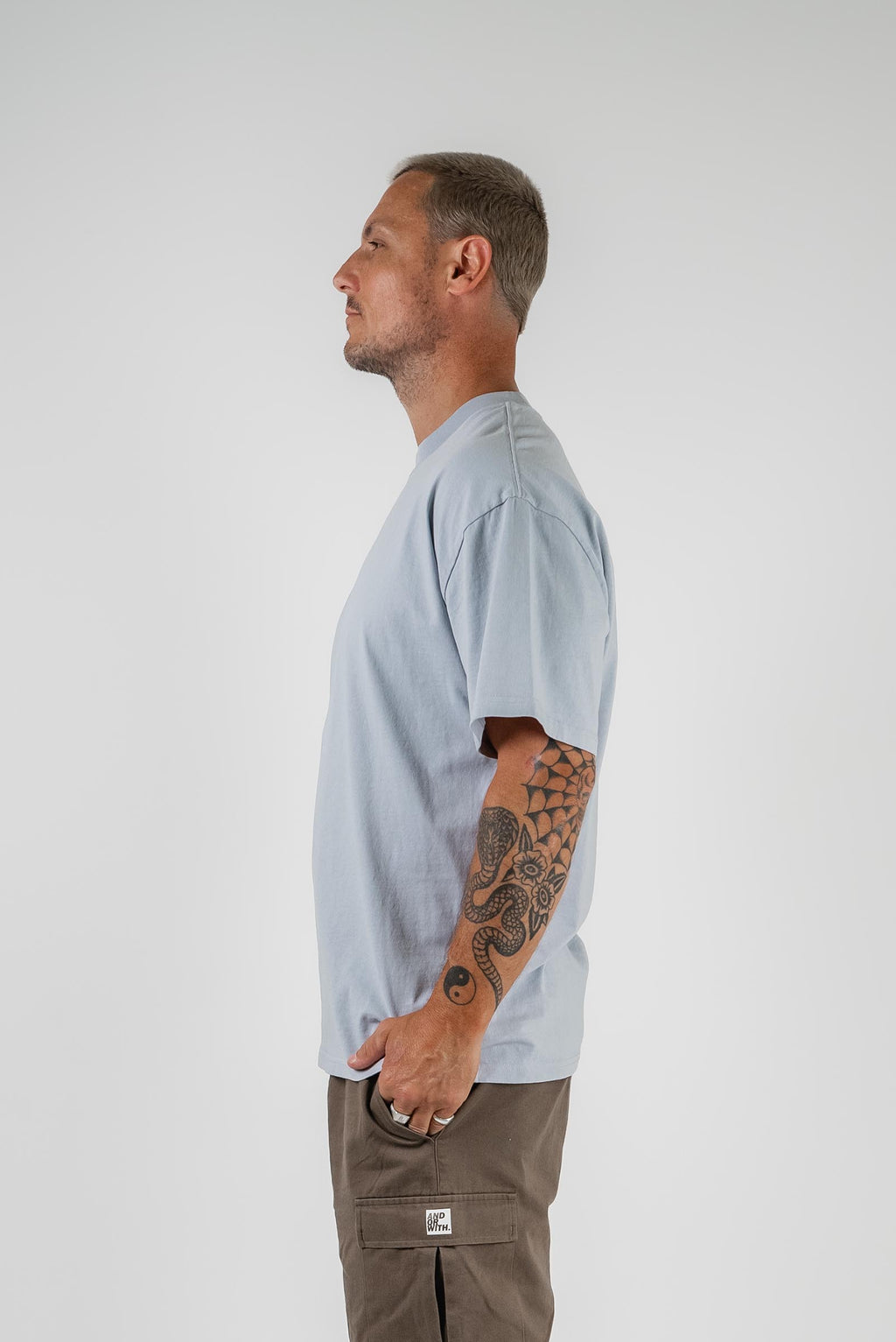 Trippy Flower Oversized Tee Light Blue