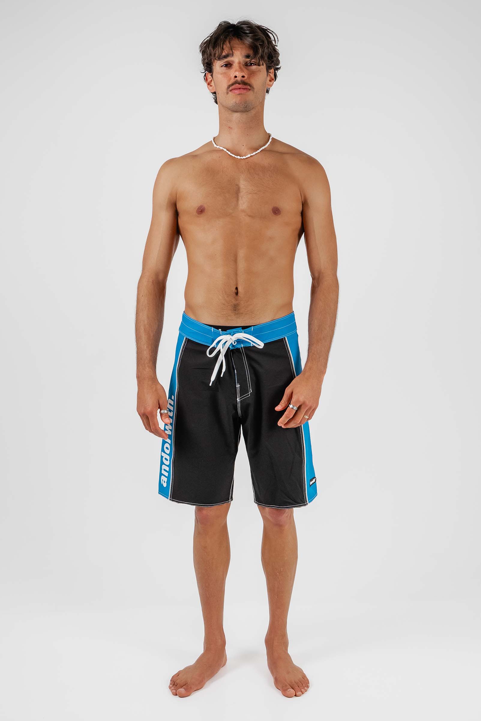 Statement Surf 20" Boardshort Black/Blue