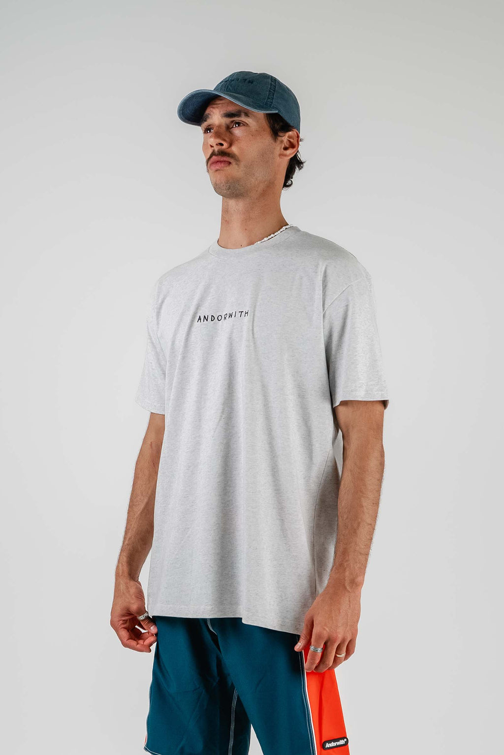 Family Tee White Marle