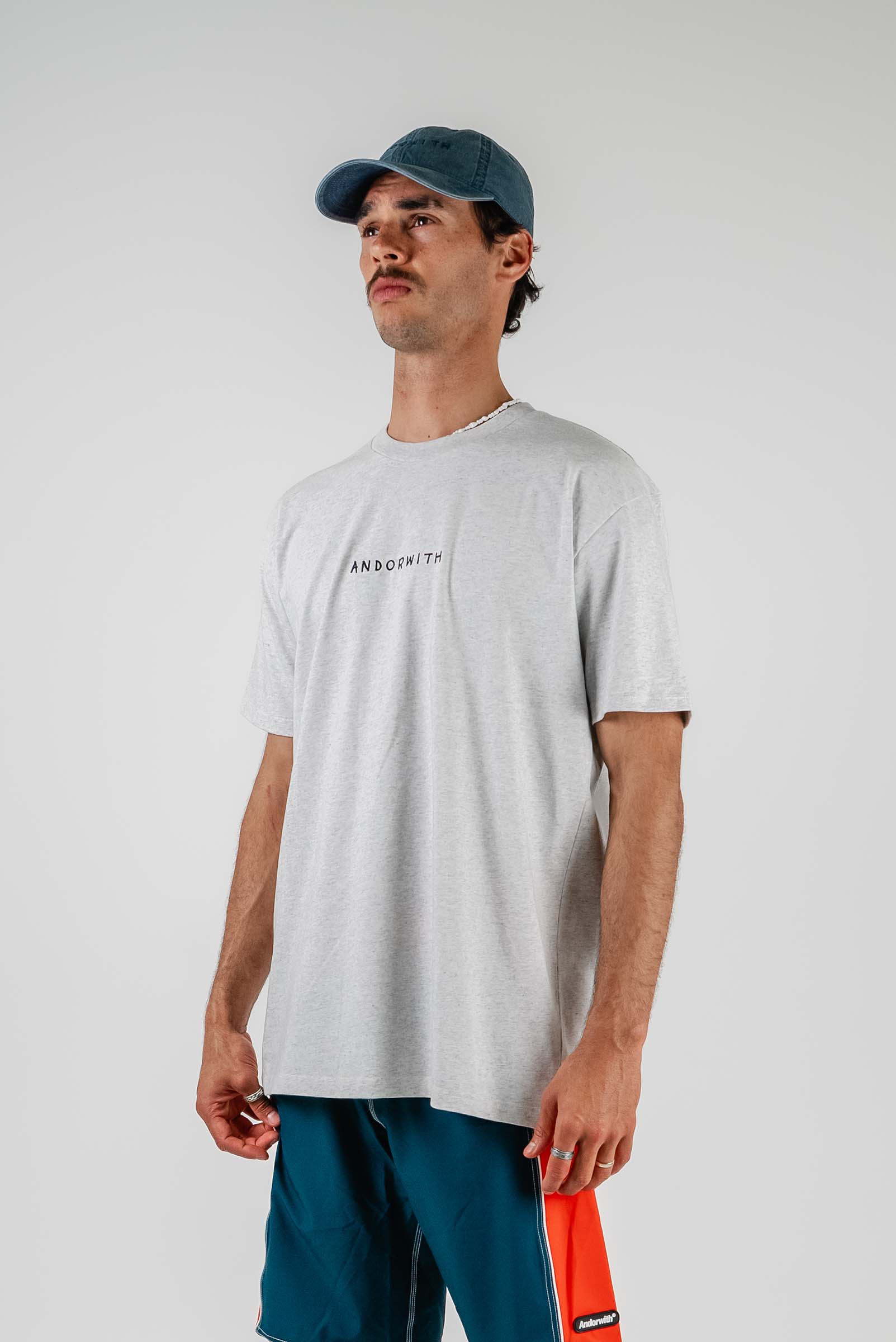 Family Tee White Marle