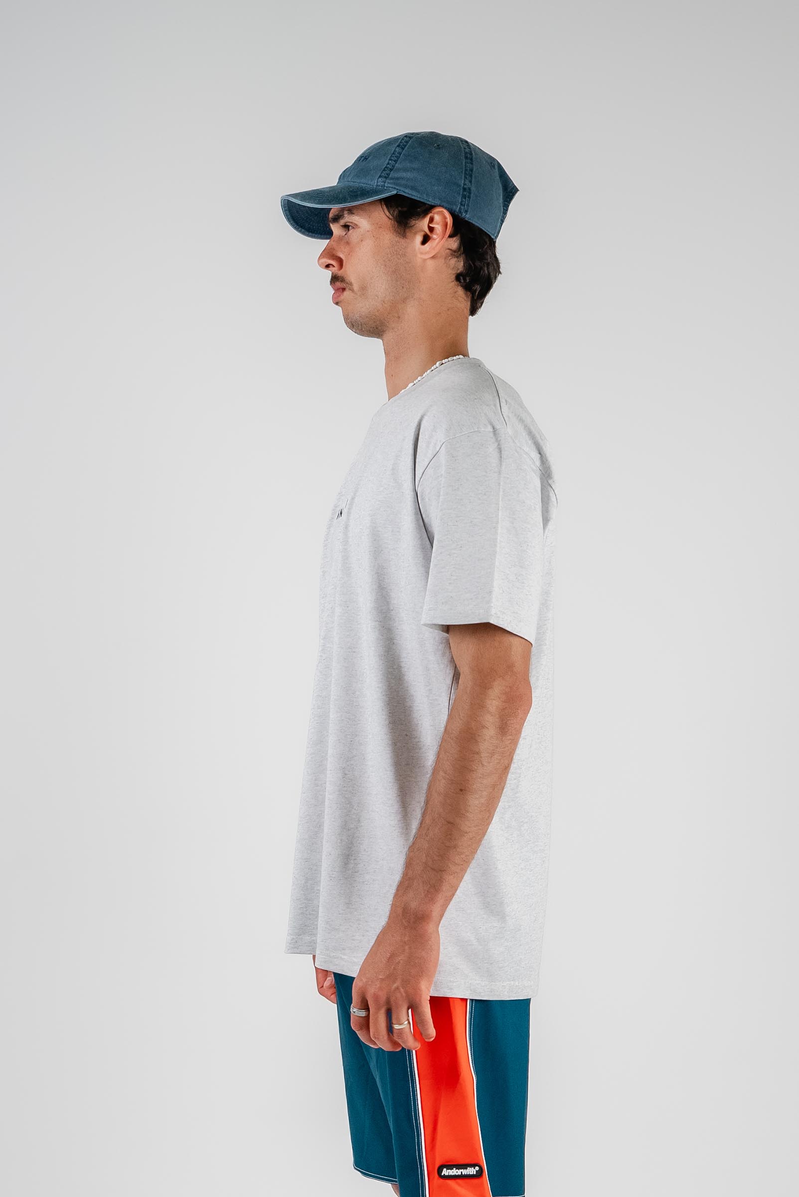 Family Tee White Marle