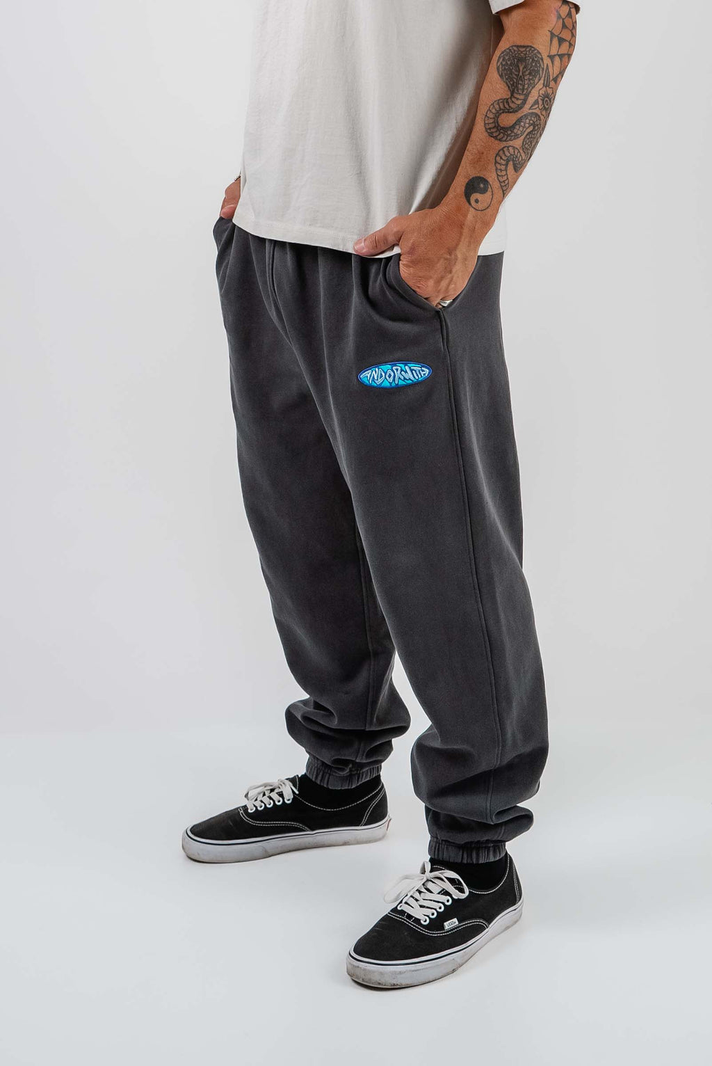 Shield Trackpants Faded Black