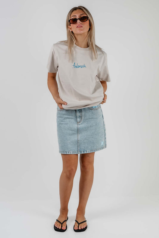 Weekend Getaways Tee Bone