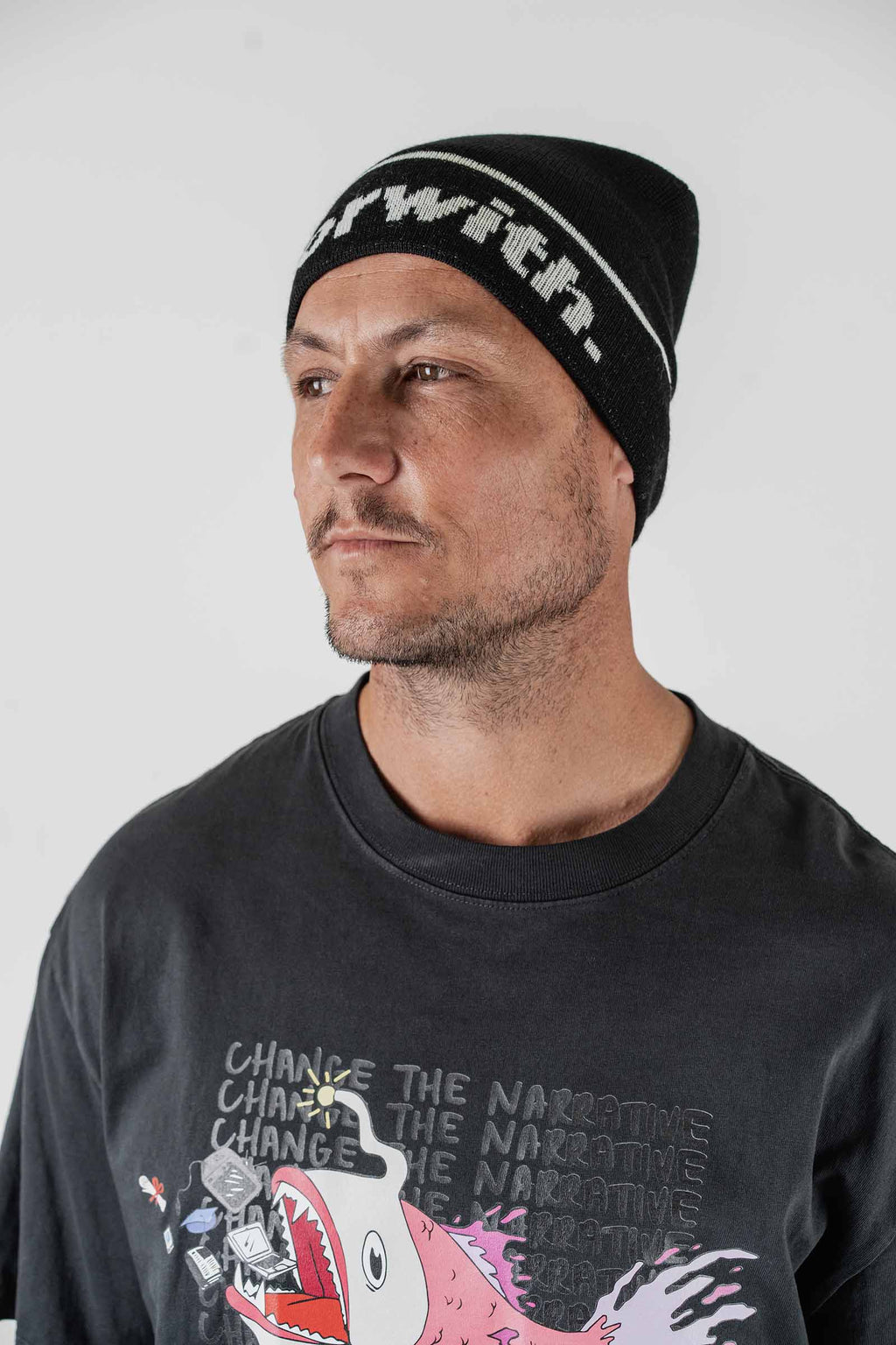 Statement Cuffless Beanie Black