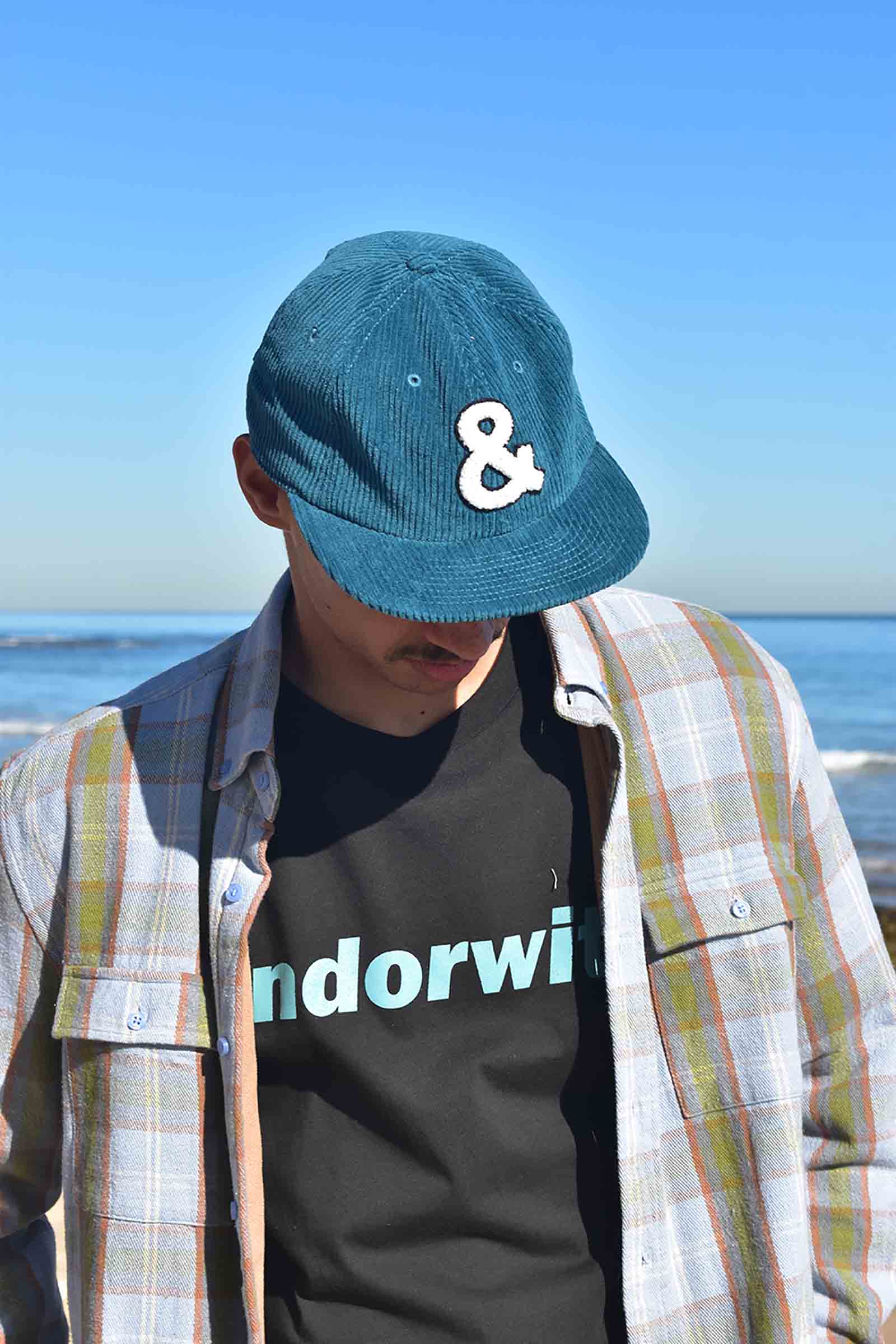 corduroy-snapback-hat-andorwith-surf-skate-wear