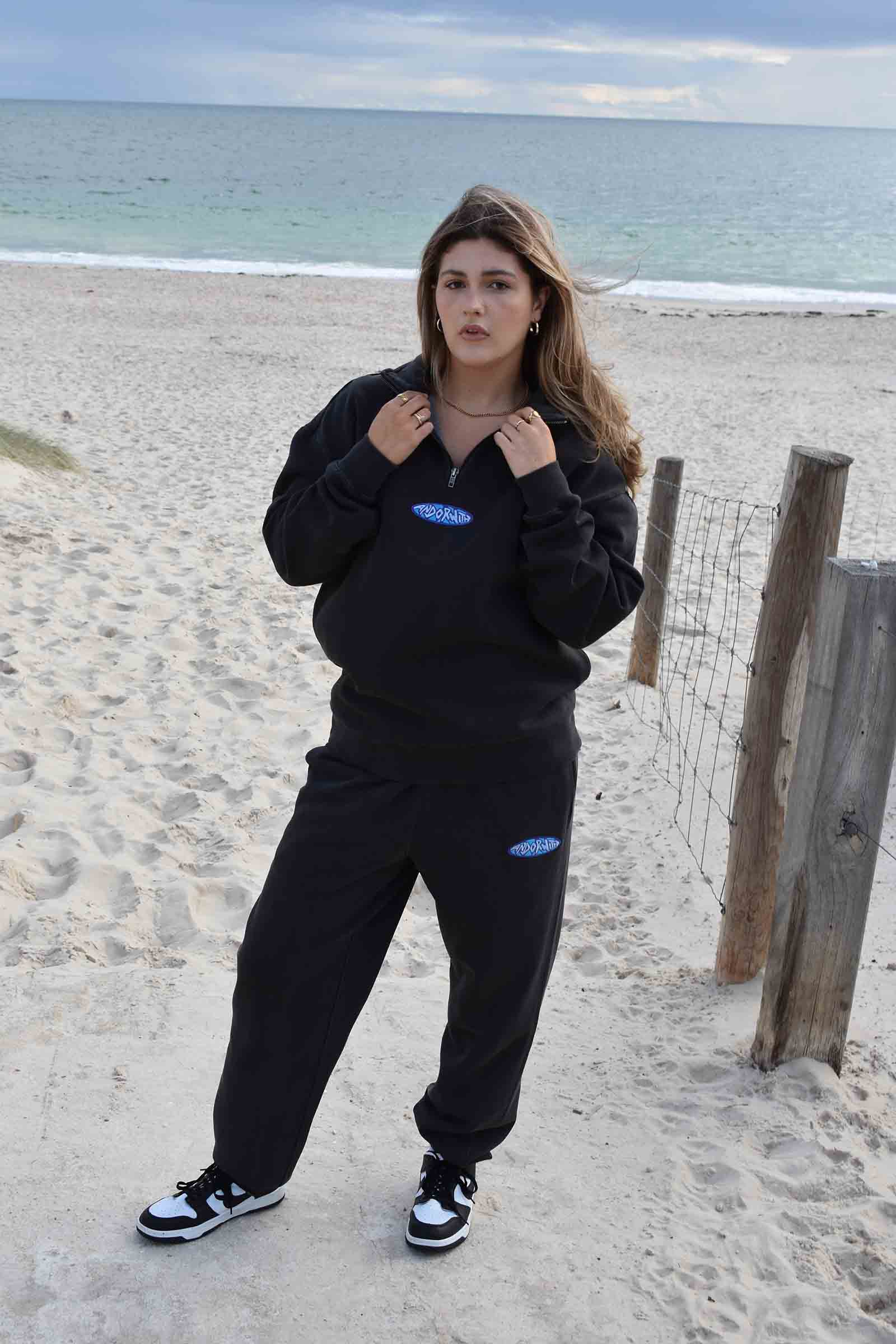 Shield Trackpants Faded Black