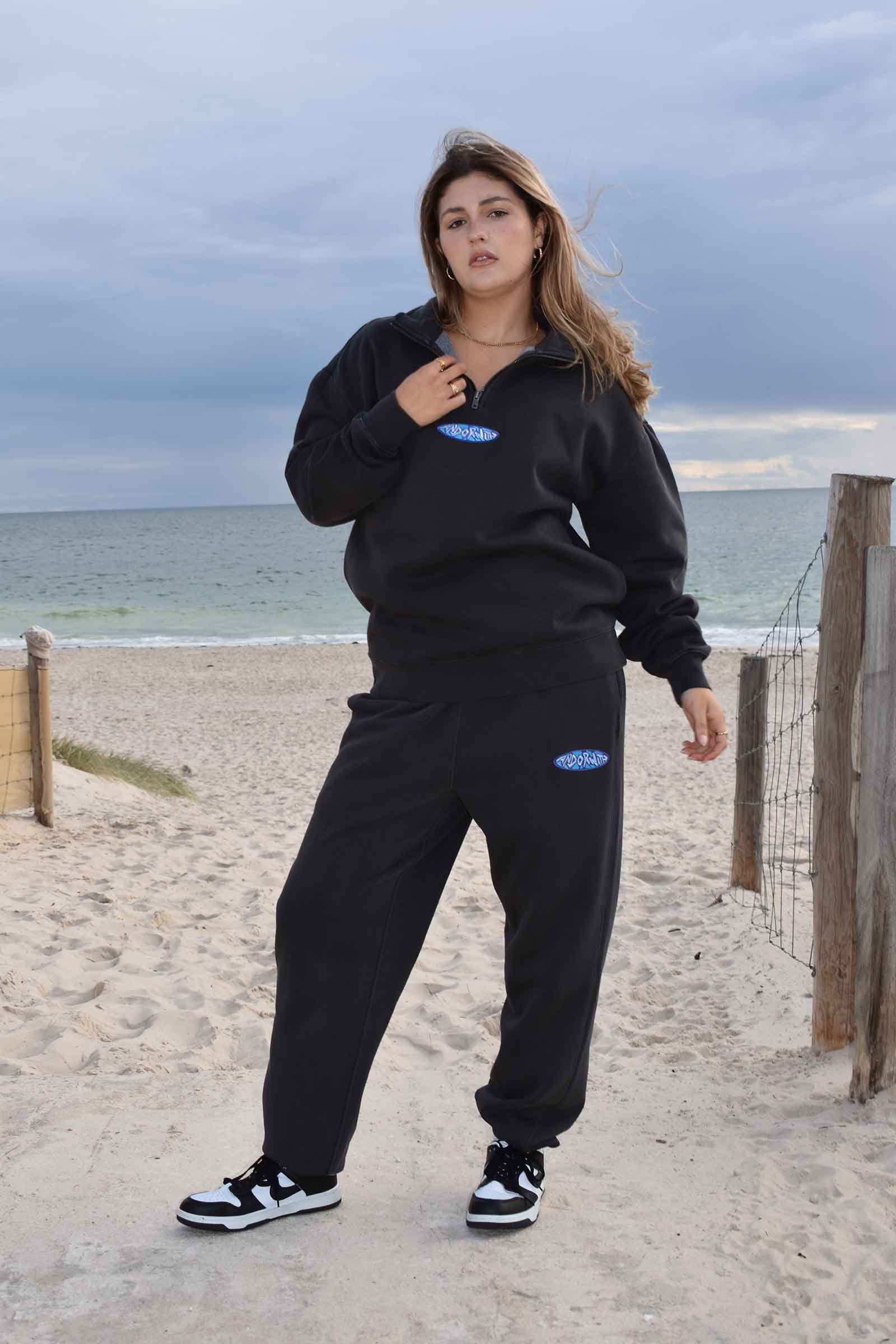 Shield Trackpants Faded Black