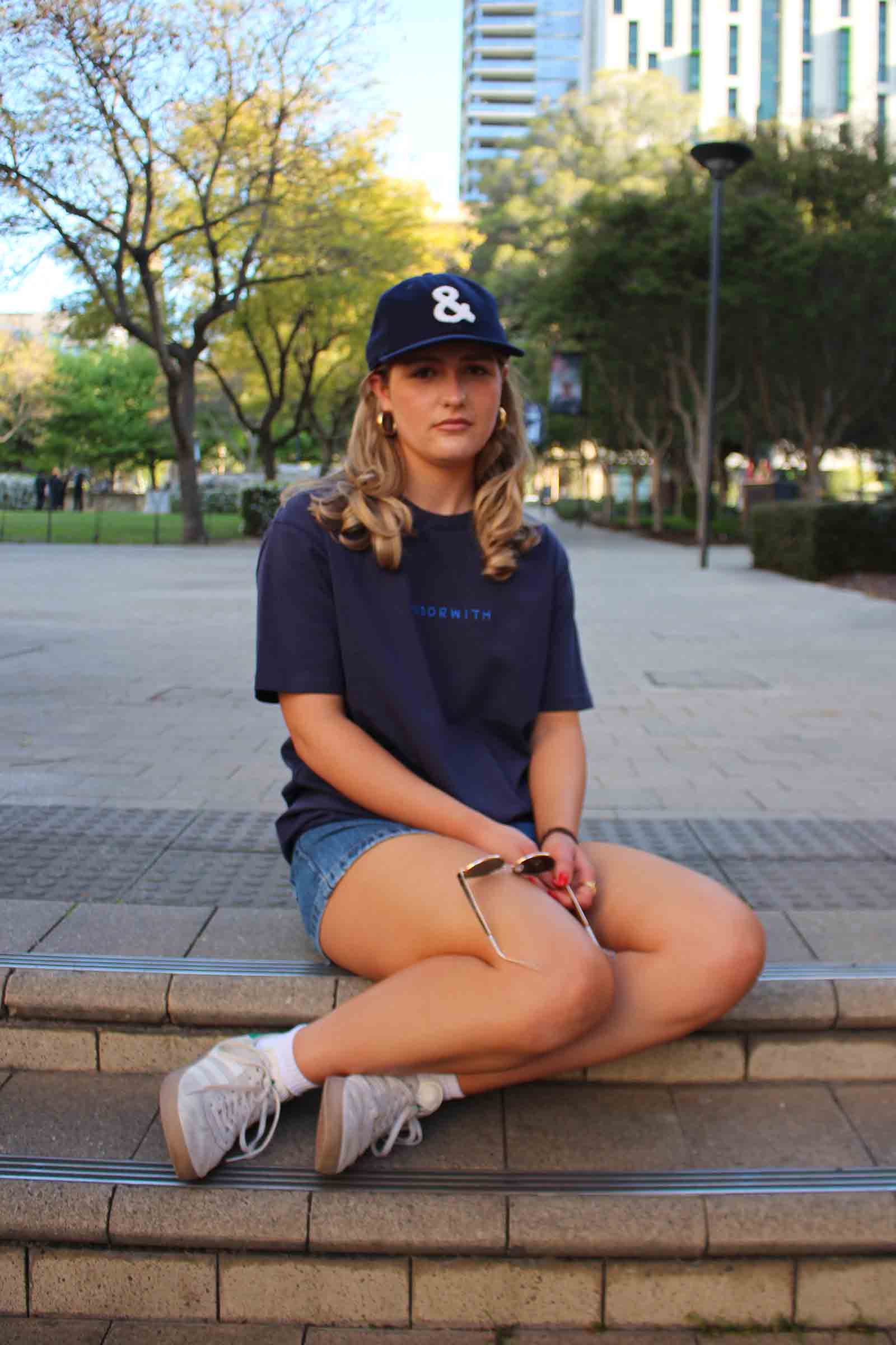 unisex-navy-t-shirt-andorwith-surf-skate-wear