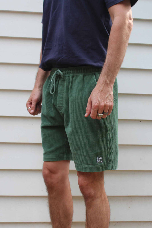 corduroy-shorts-green-andorwith-street-beach-wear-fashion