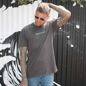 unisex-black-tshirt-andorwith-surf-skate-wear