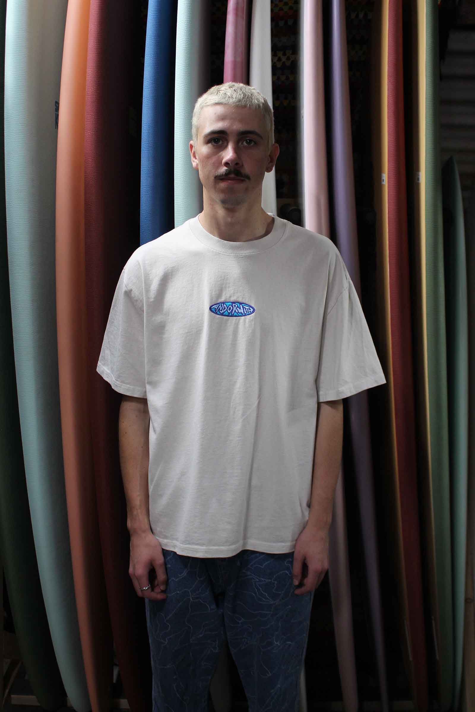 Shield Box Fit Tee Bone