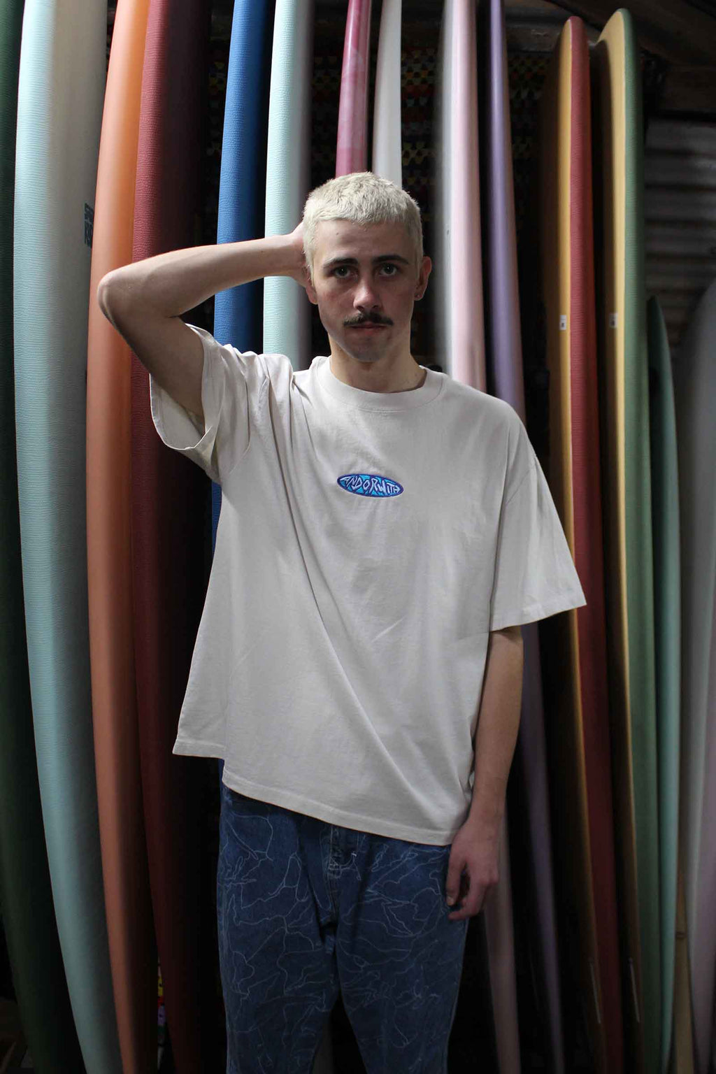 Shield Box Fit Tee Bone