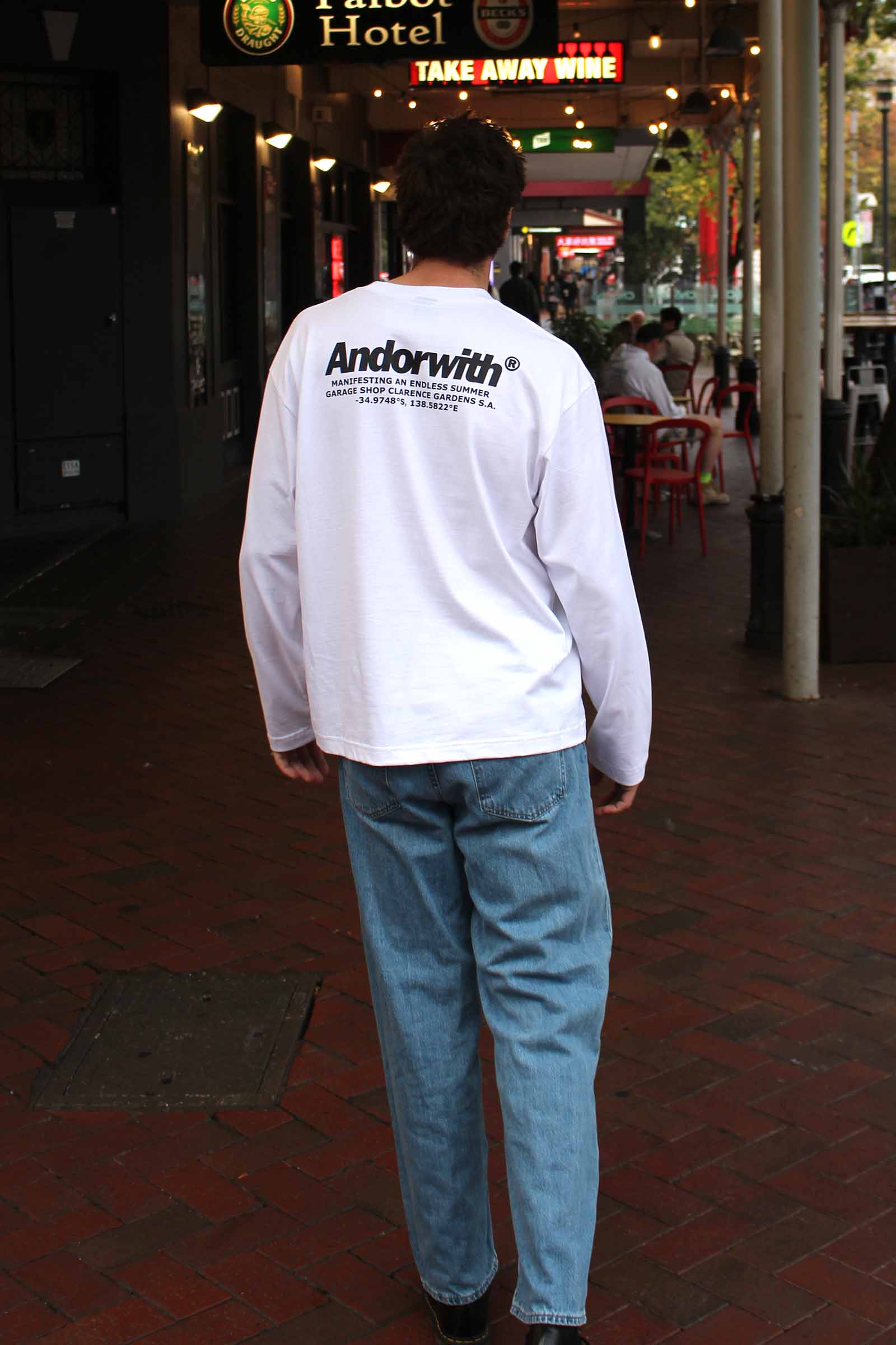 Garage Shop Box Fit L/S Tee White