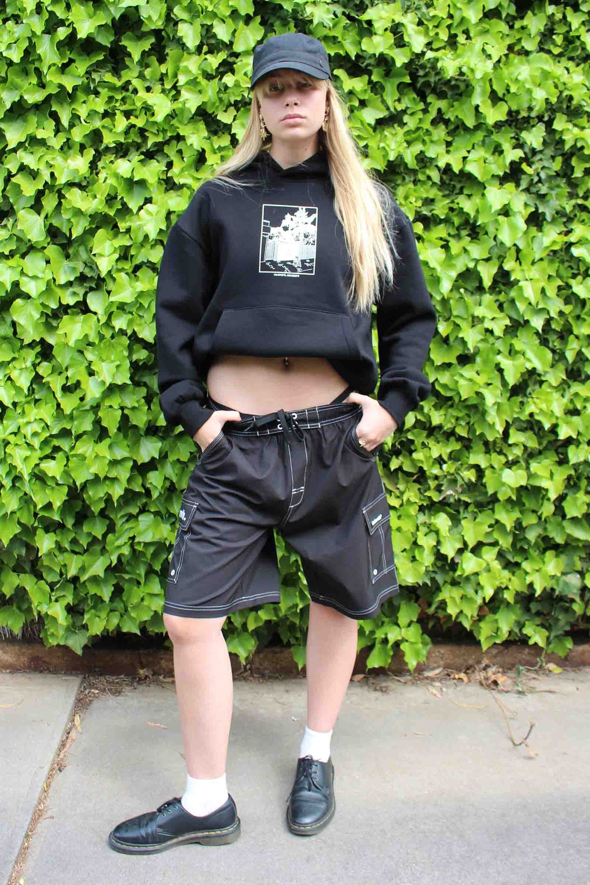 Garage Shop Box Fit Hoodie Black