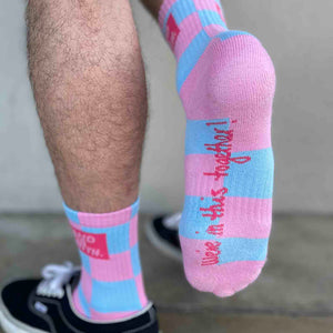 unisex-checkered-socks-andorwith-surf-skate-wear