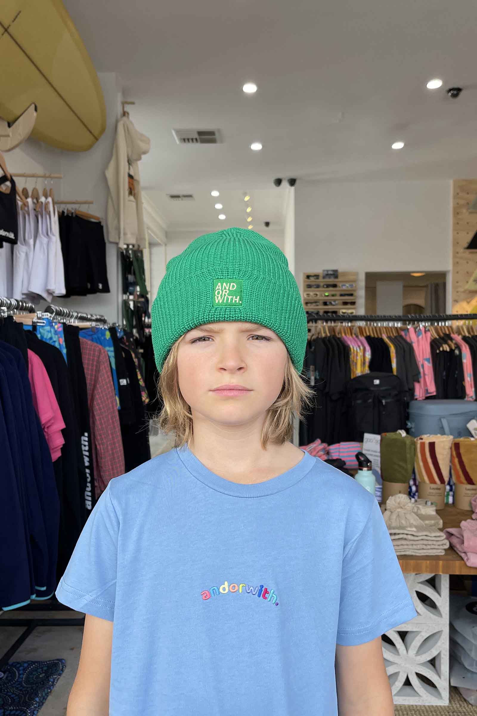 kids-beanie-andorwith-surf-skate-wear