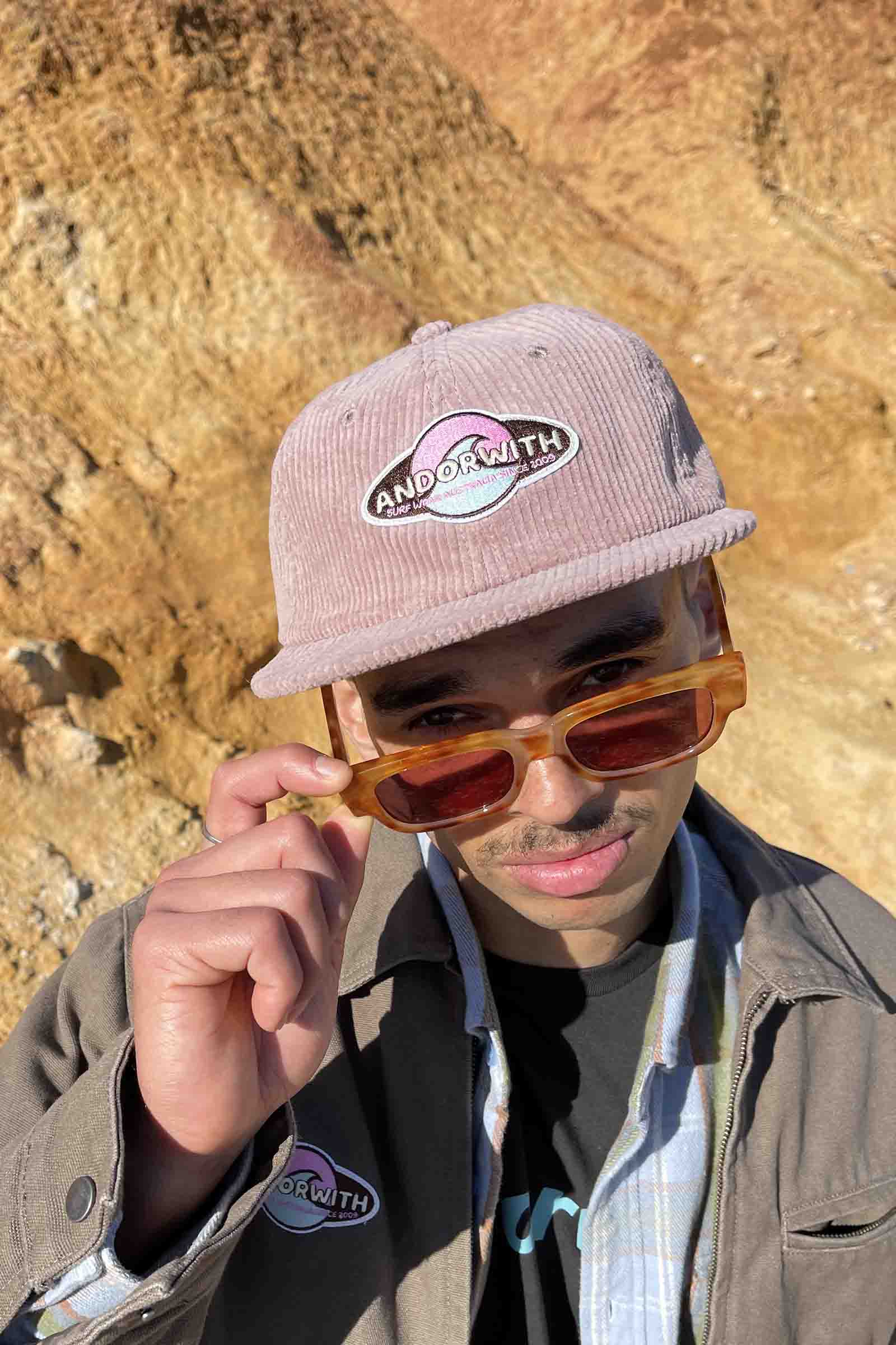 corduroy-faded-pink-hat-andorwith-surf-skate-wear