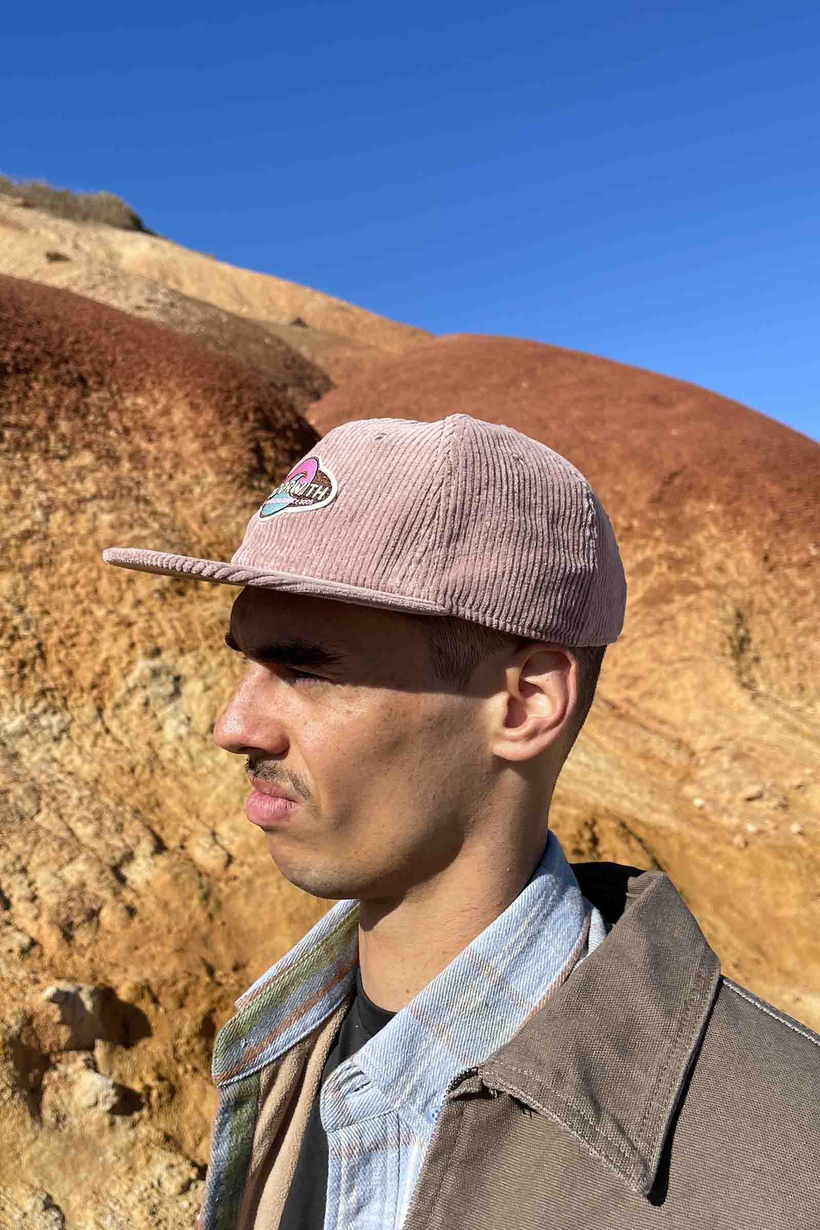 corduroy-faded-pink-hat-andorwith-surf-skate-wear