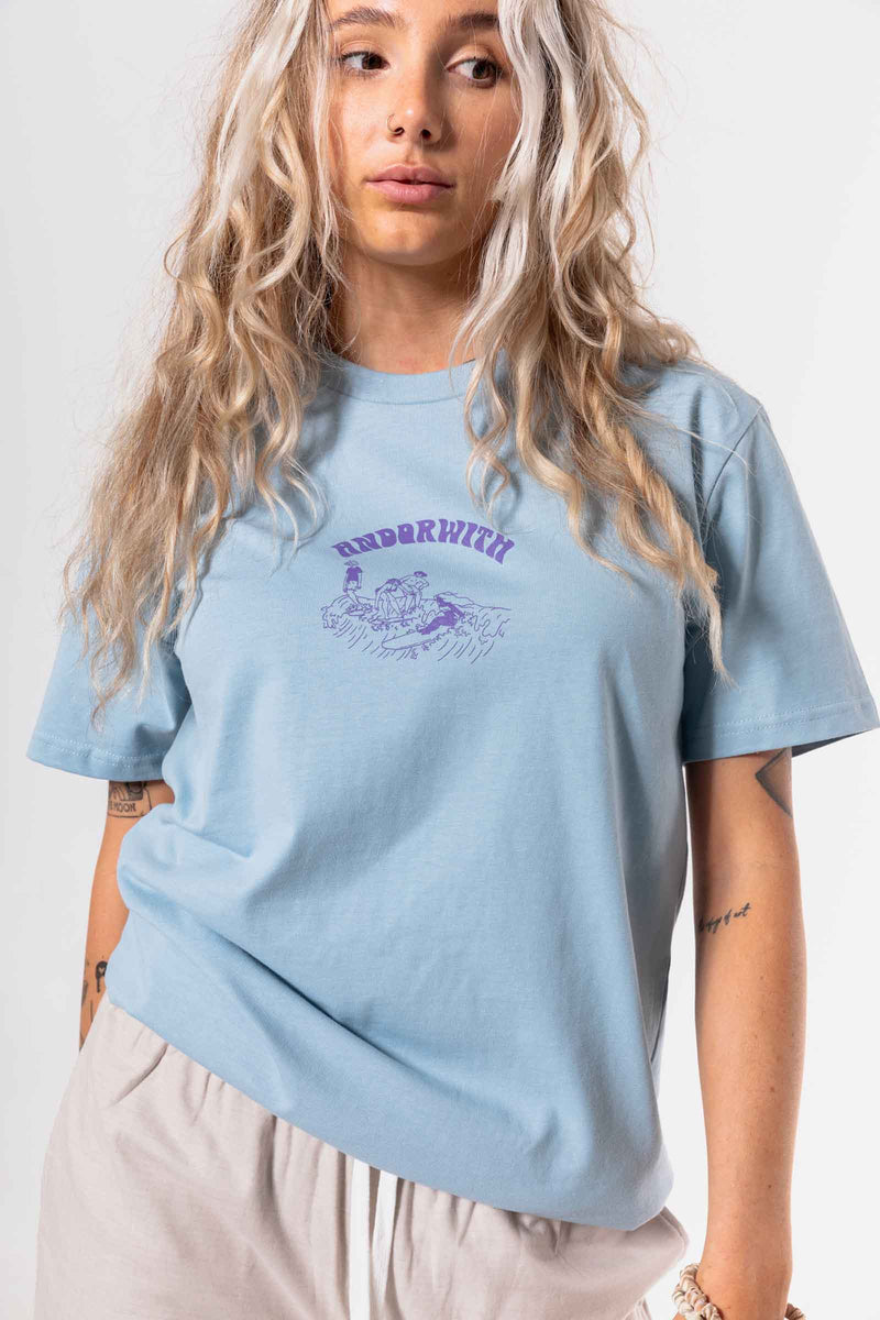 unisex-blue-tshirt-andorwith-surf-skate-wear