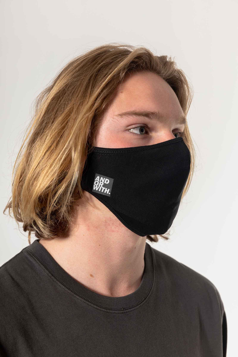 black-cotton-mask-washable-andorwith-surf-skate-fashion