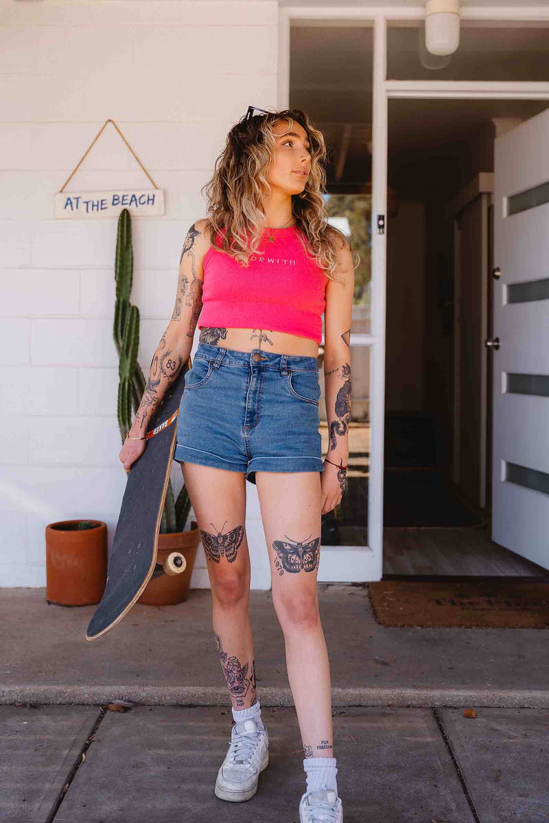 womens-pink-crop-tank-andorwith-surf-skate-wear