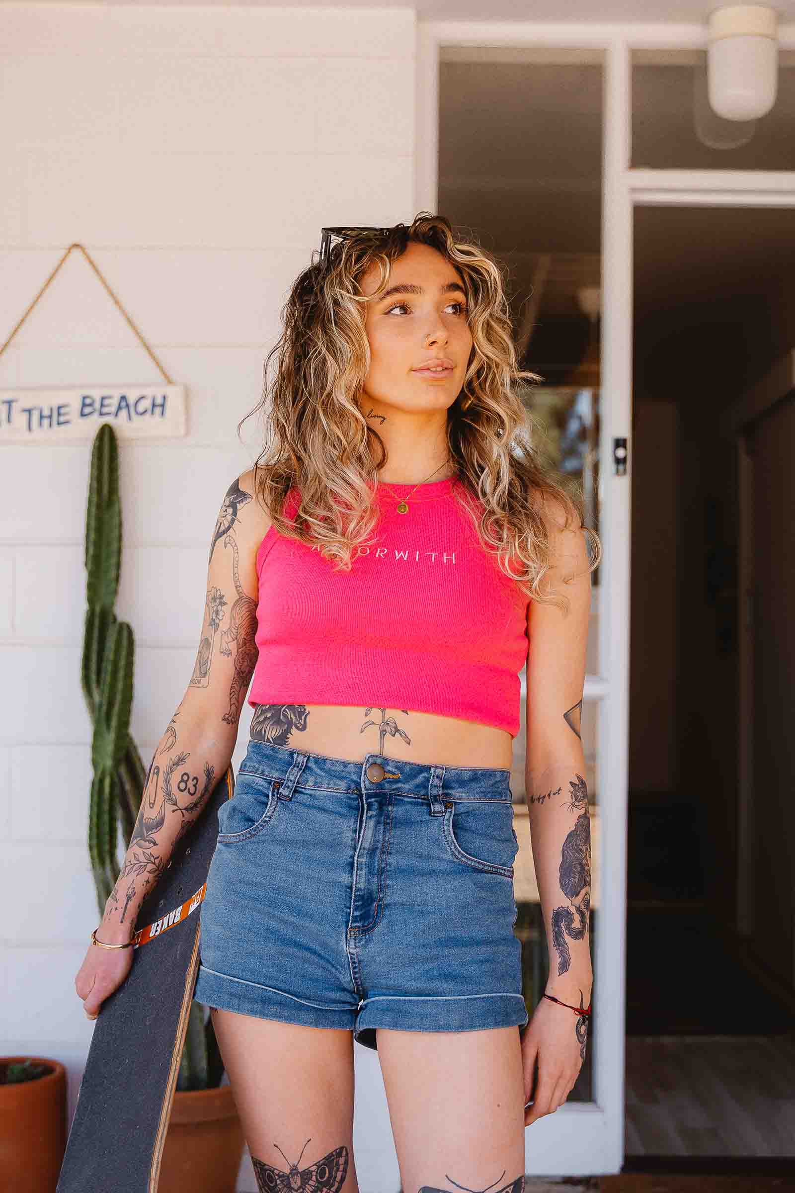 womens-pink-crop-tank-andorwith-surf-skate-wear