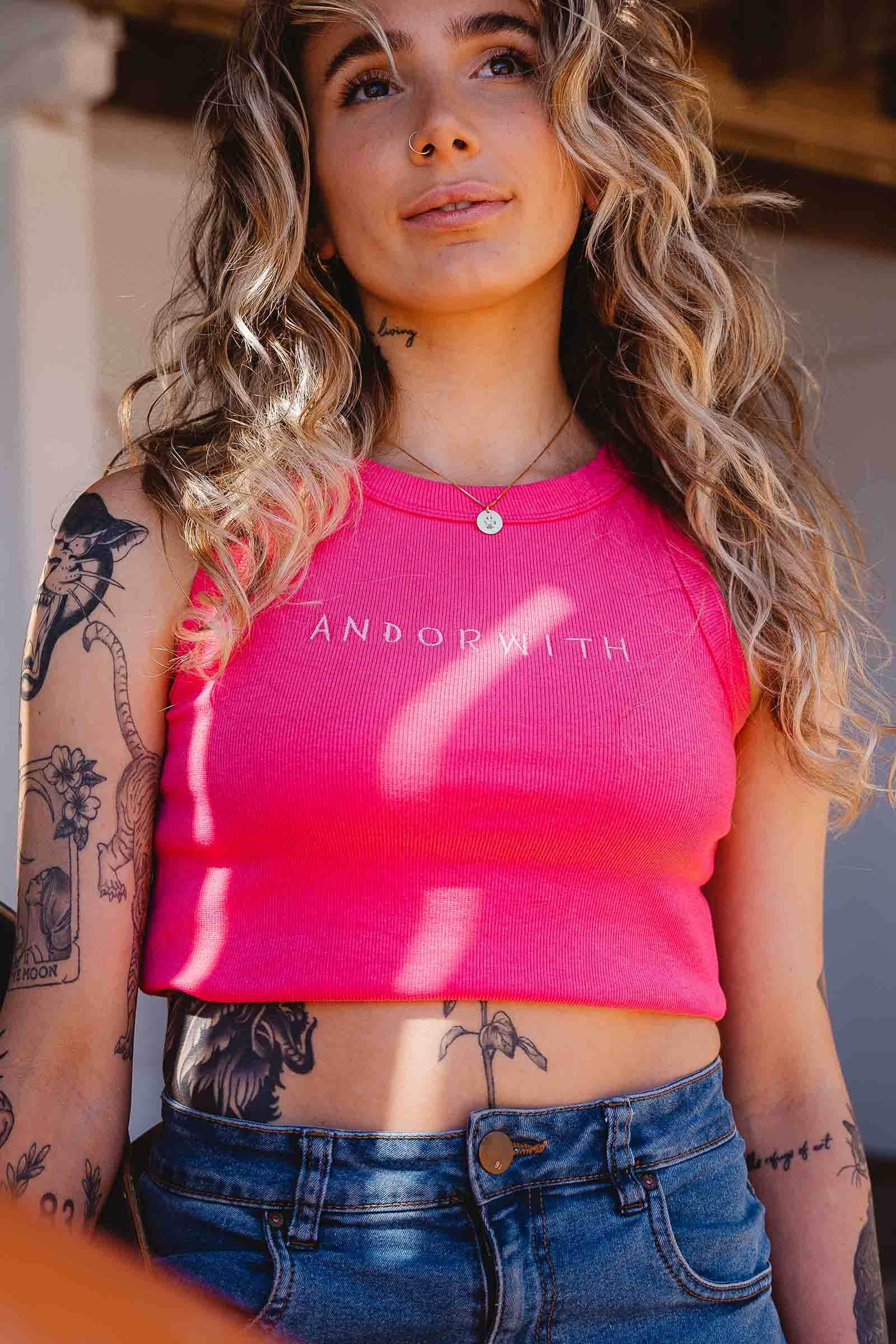 womens-pink-crop-tank-andorwith-surf-skate-wear