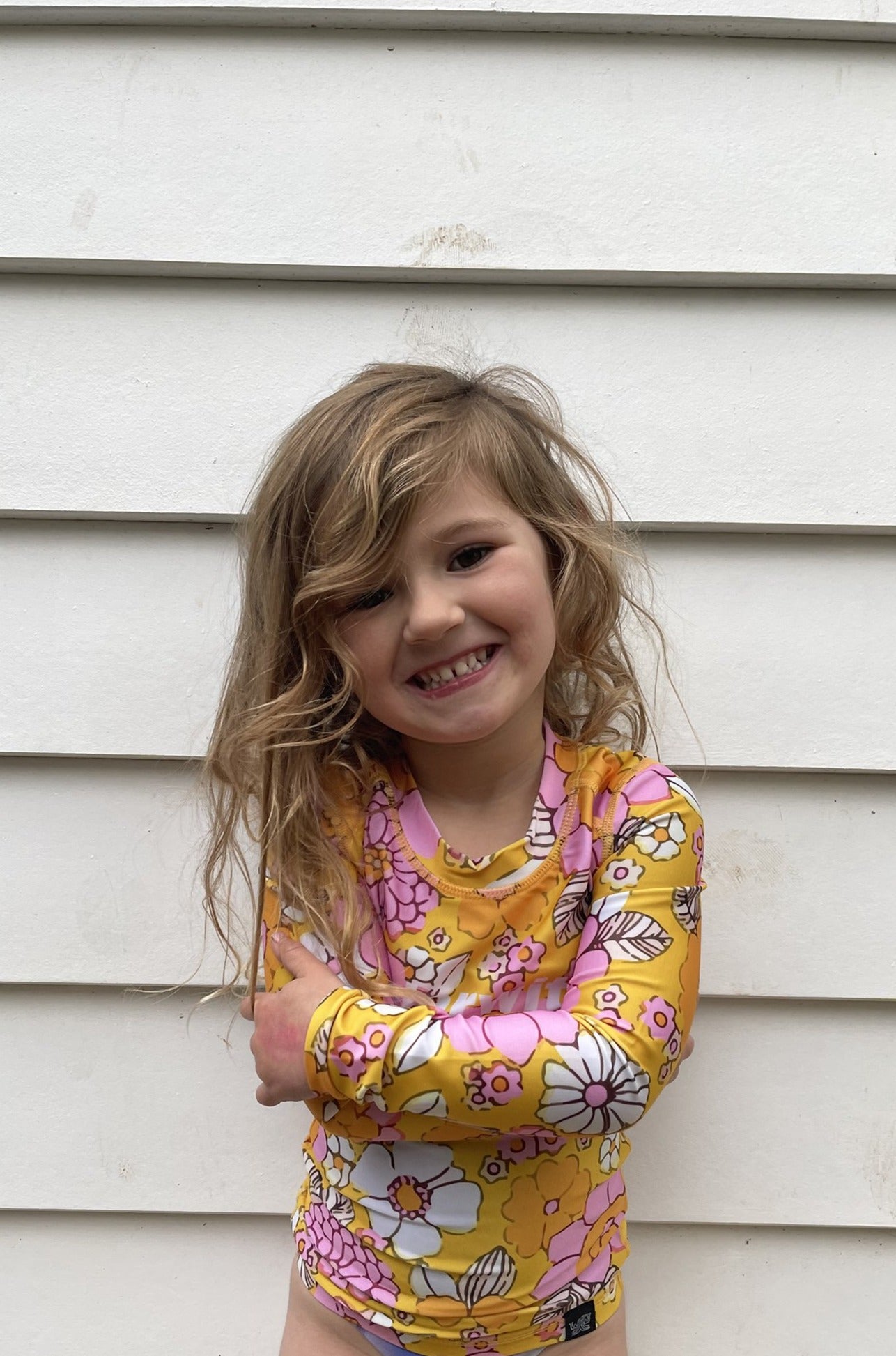 long sleeve-rashie-rash vest-recycled-andorwith-kids-surf-wear