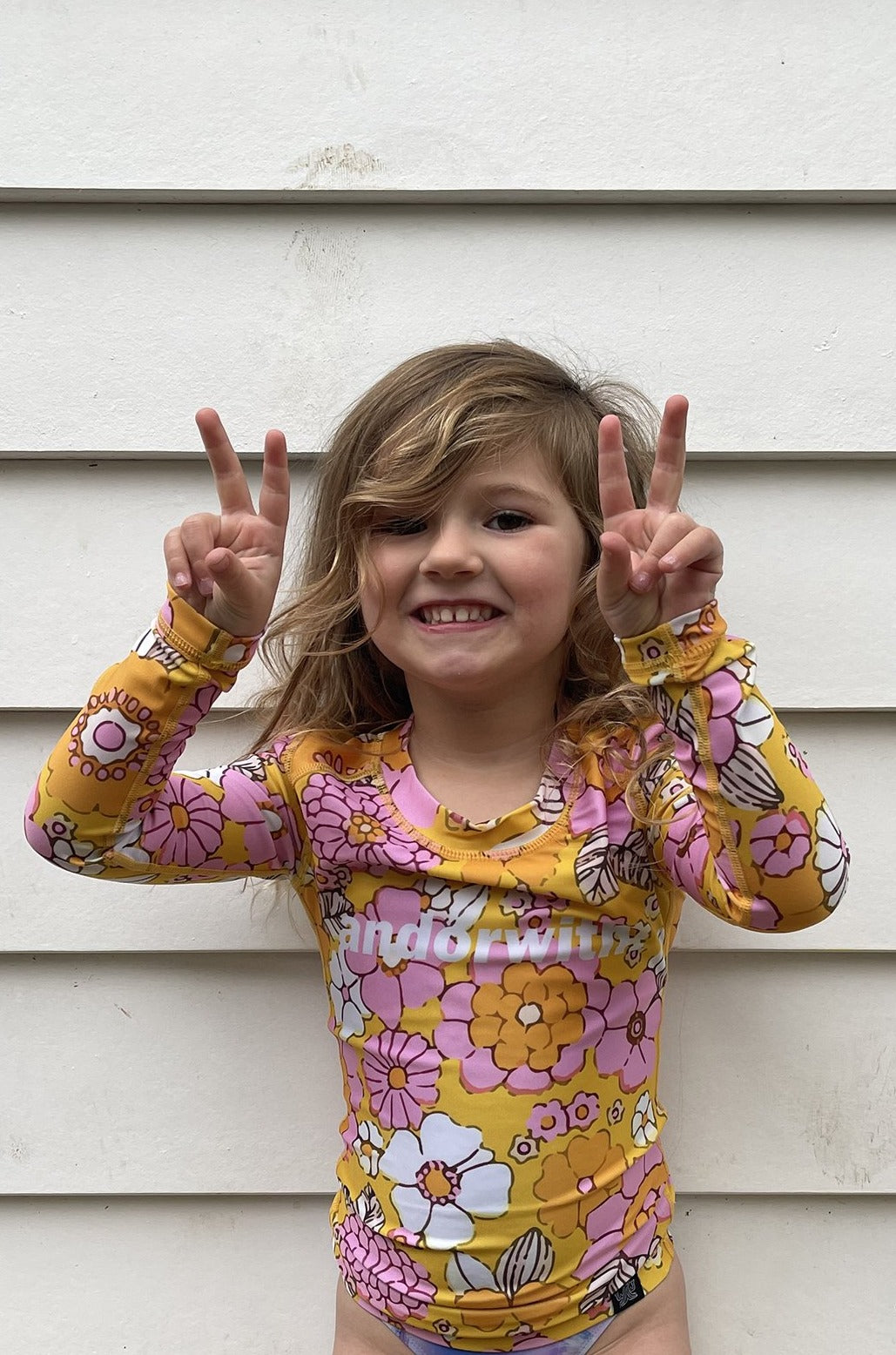 long sleeve-rashie-rash vest-recycled-andorwith-kids-surf-wear