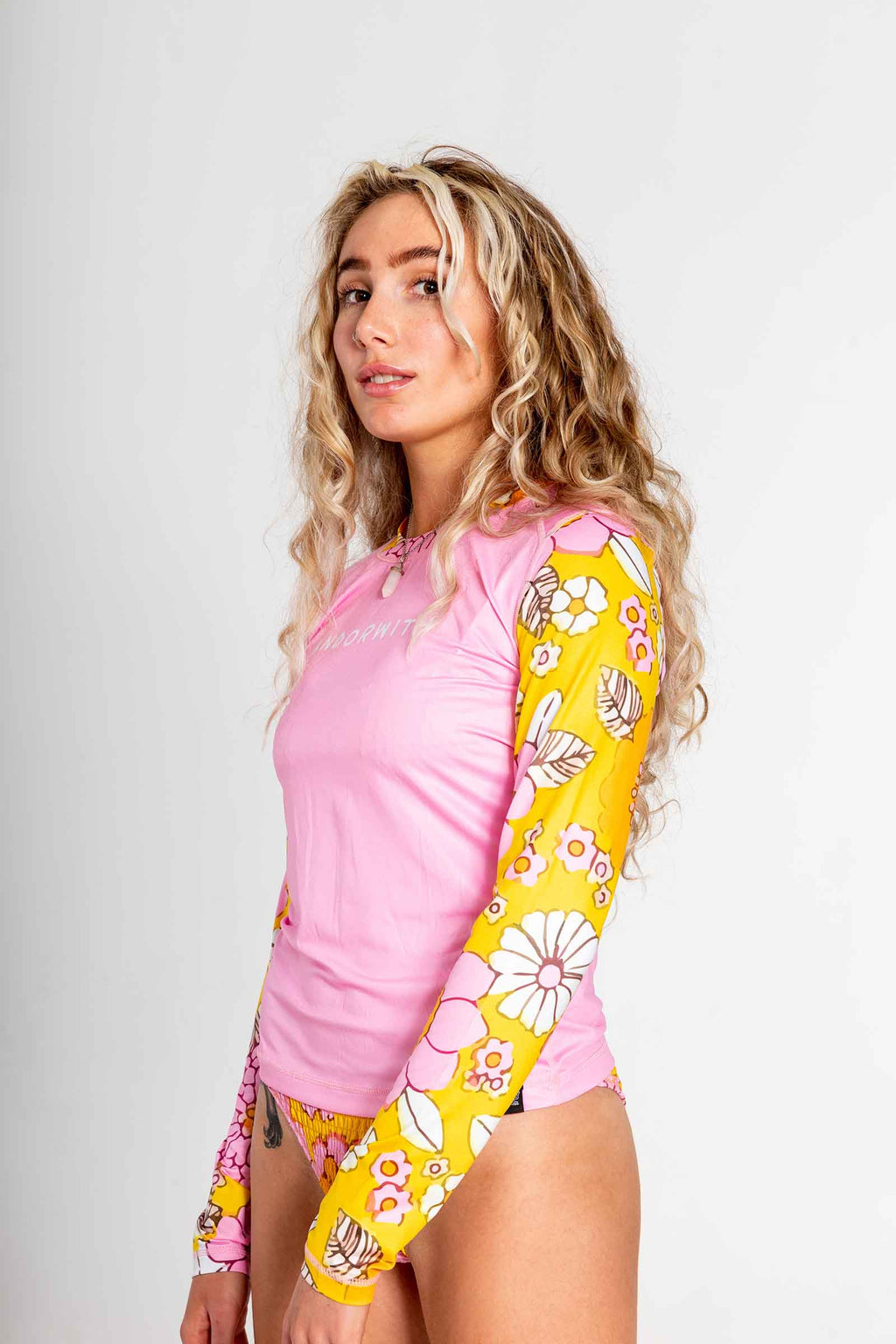 womens-recycled-rash-vest-andorwith-surf-skate-wear