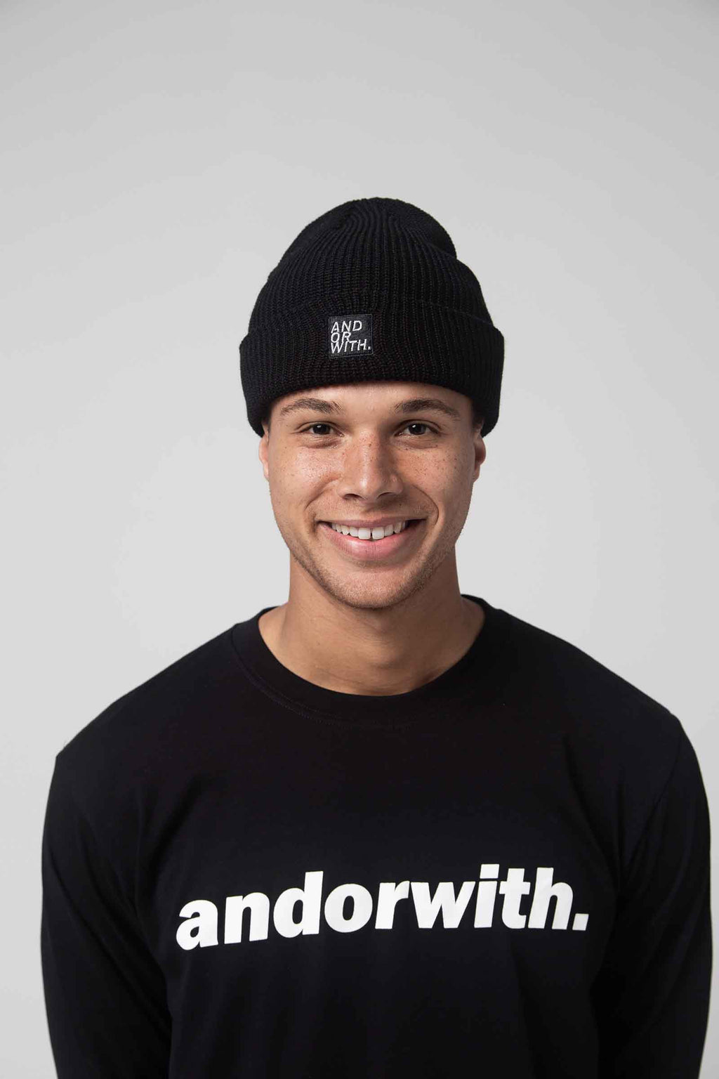 unisex-black-wool-beanie-andorwith-surf-skate-wear