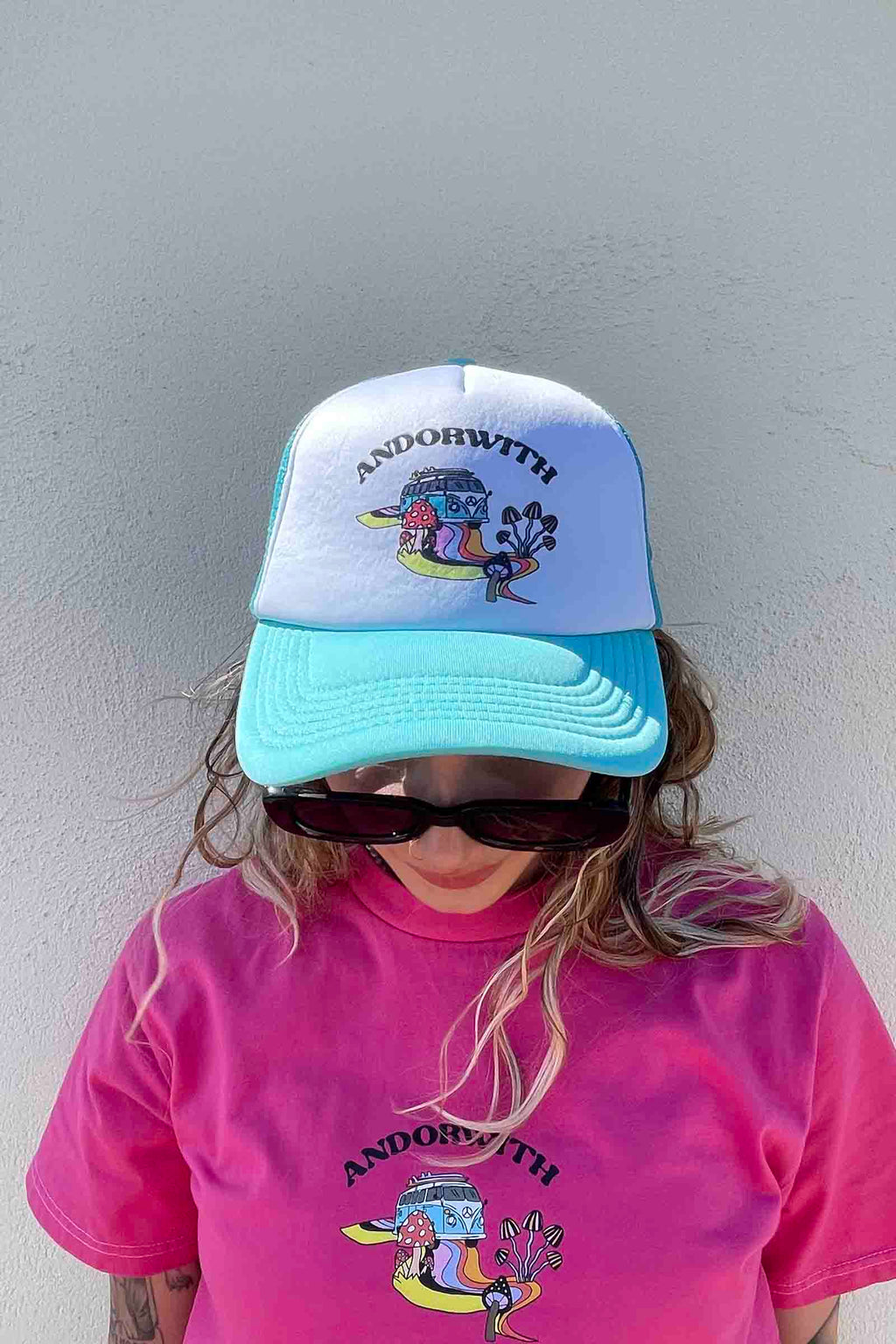 blue-white-trucker-hat-kombi-andorwith-surf-skate-wear-Australia